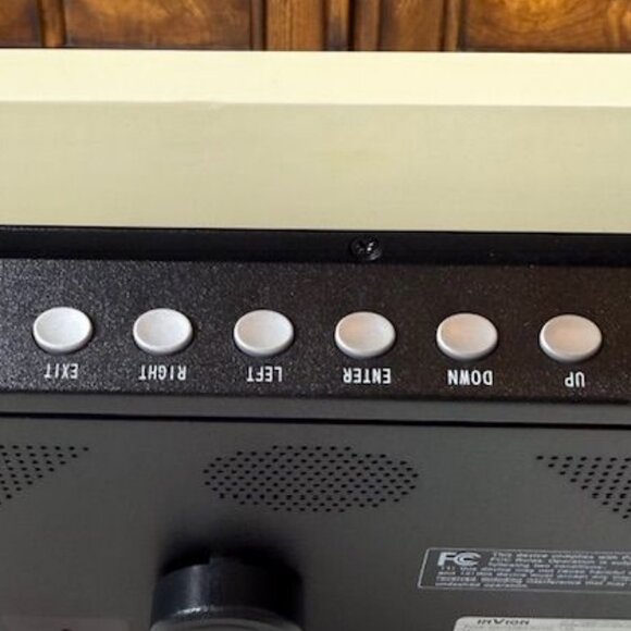 InVion 10.4" Rustic Cream Multi Effect Slide Show Remote Digital Picture Frame - Picture 7 of 16